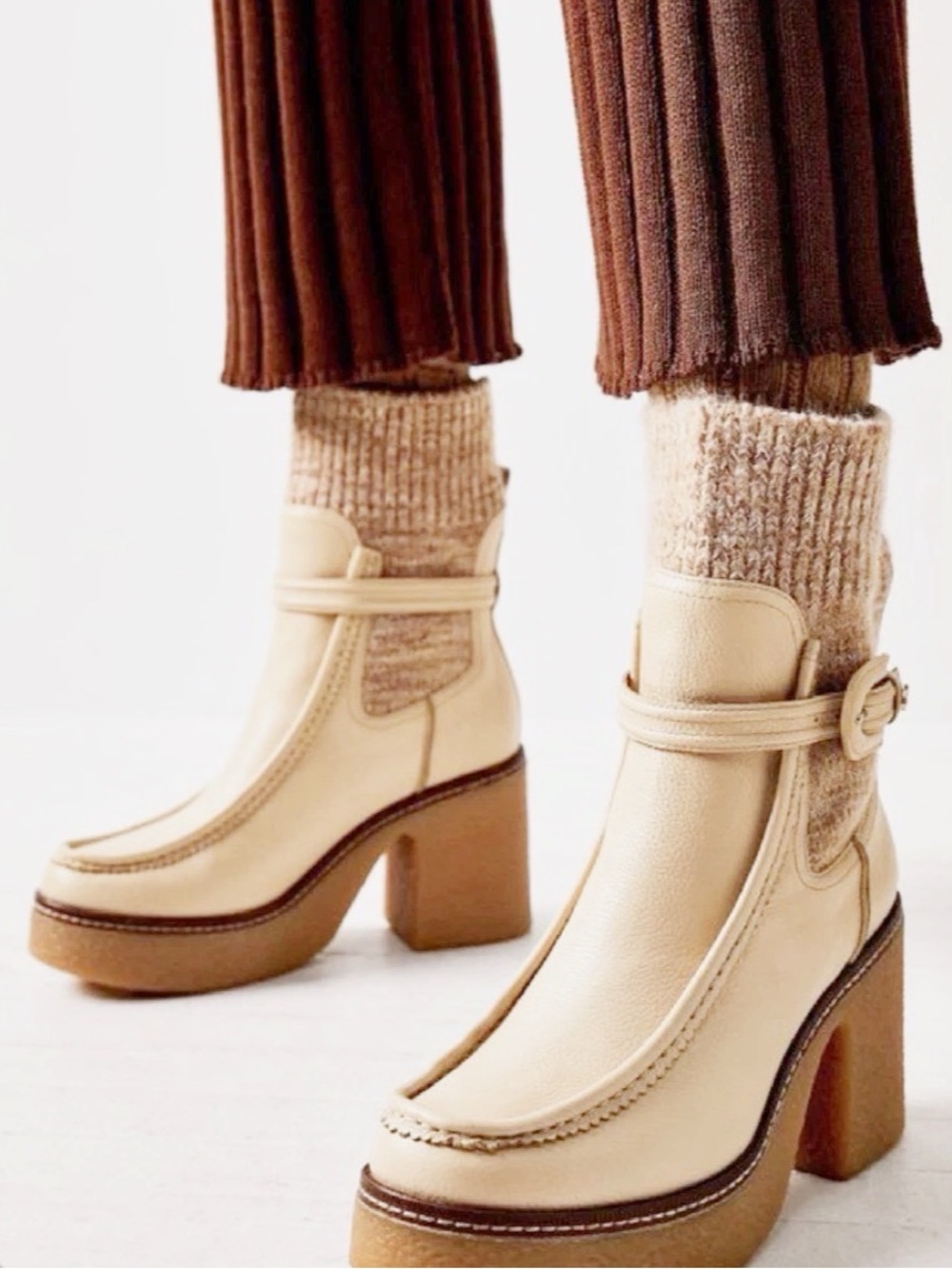 {Sam Edelman} SIDNEY Platform Ribbed Knit Cuff Booties - Picture 16 of 16